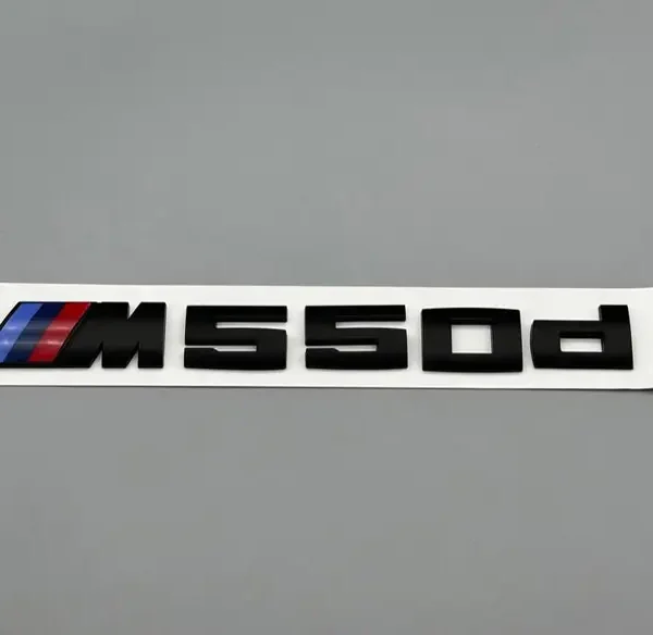 BMW M550d Modellbeteckning 24cm Svart Motorkod