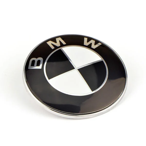 Bmw emblem f20/f30 svart/vit 82mm (Motorhuv)