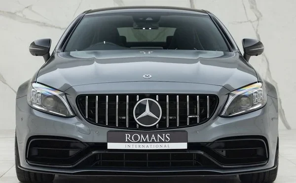 Mercedes-Benz C63 AMG Grill GTR 15-18 Svart / Krom