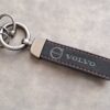Nyckelring Volvo Logga Alcantara