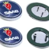 SAAB emblem i svart blå huv och baklucka