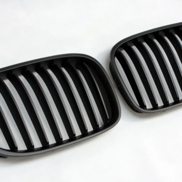 Sportgrill Matt BMW F01 F02 (Singel ribb)