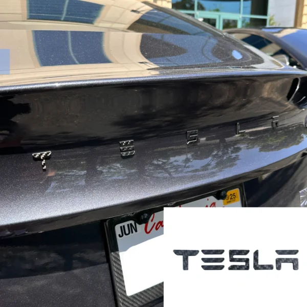 Tesla Emblem text Modellbeteckning Carbon
