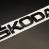 Skoda emblem bagagelucka blanksvart - Bild 2